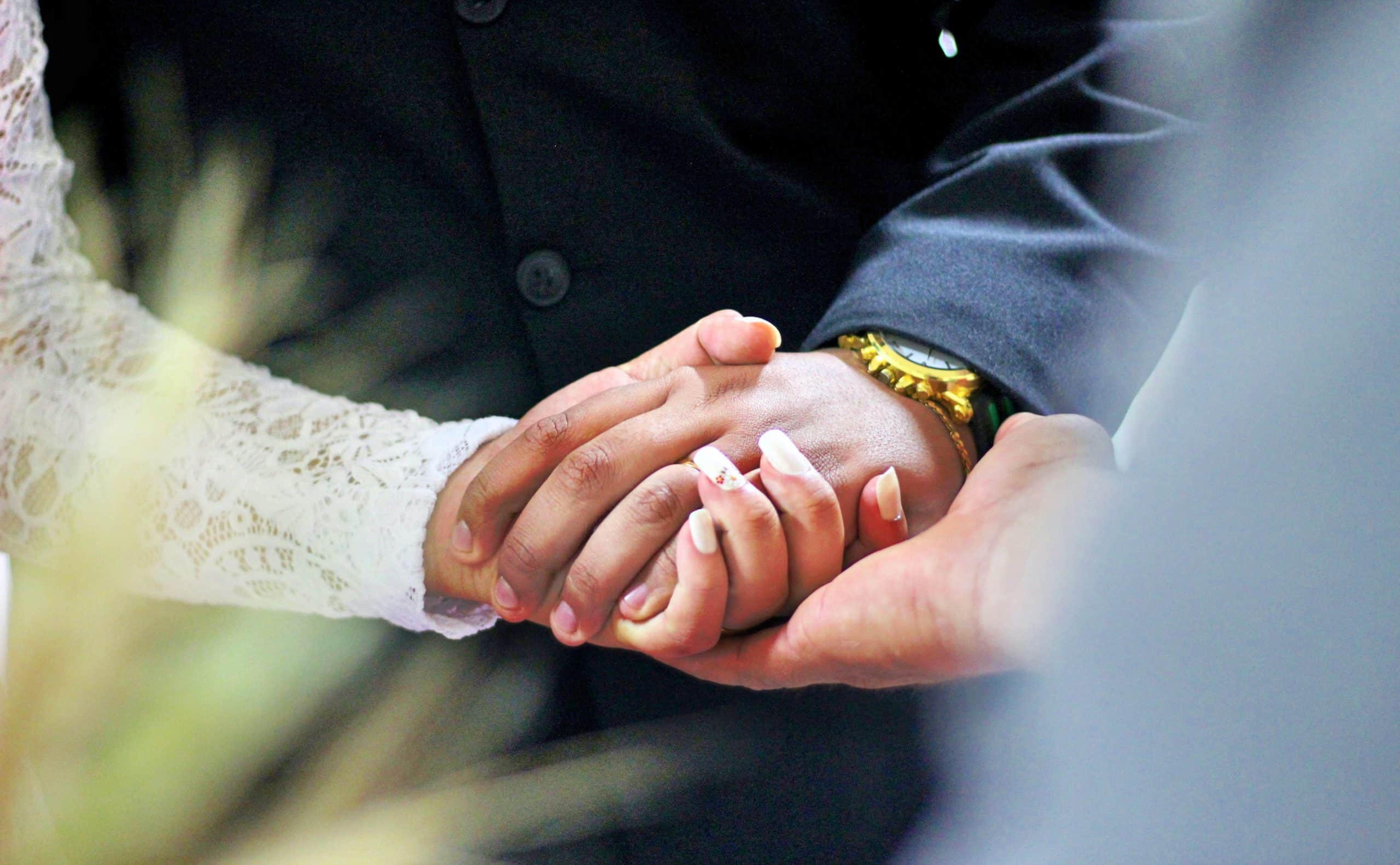 Read more about the article Why You Should Consider a Renewal of Vows Ceremony