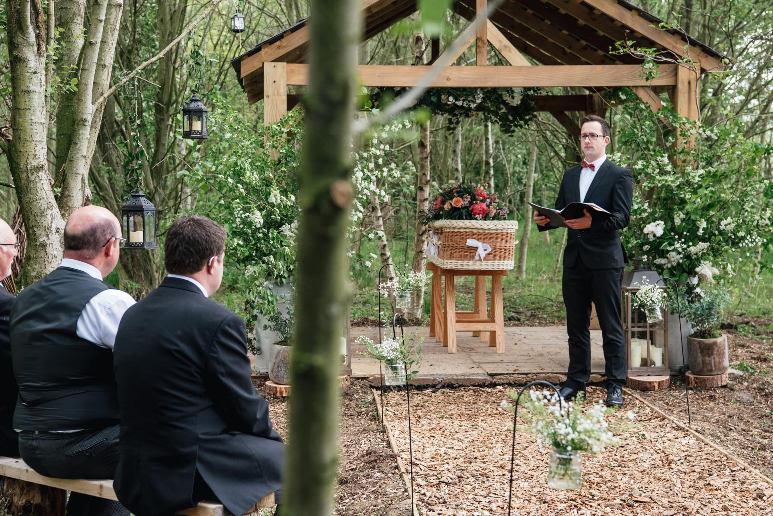 funeral-celebrant