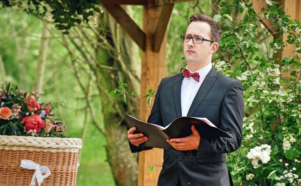 funeral-celebrant