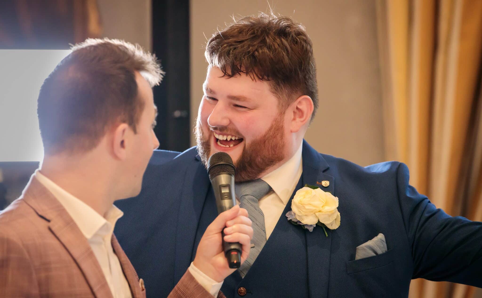 wedding-games-host