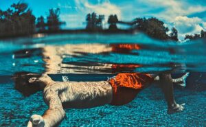 Read more about the article Funeral Poems About Swimming